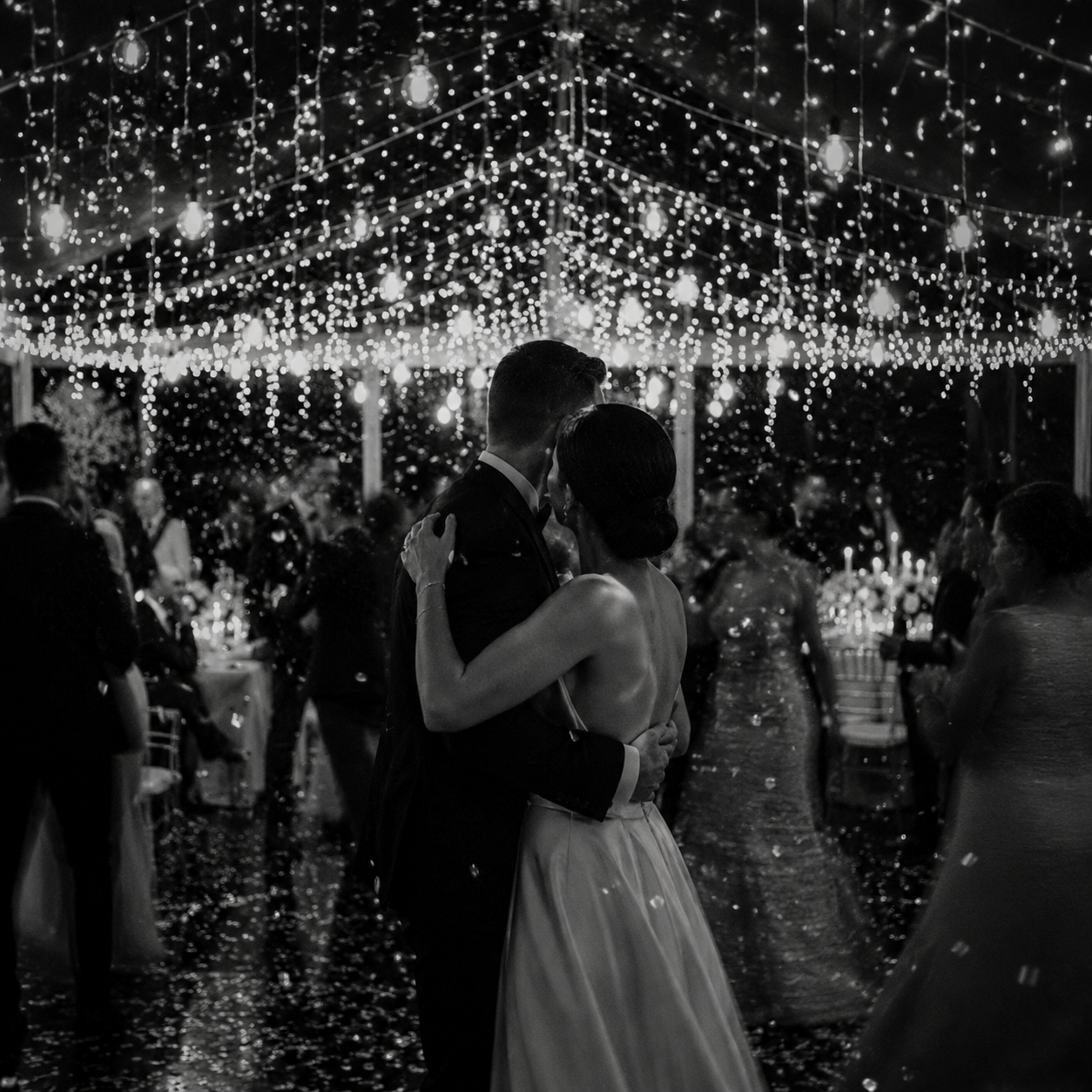 Mediterranean wedding ceremony designed by Isabela Moreira